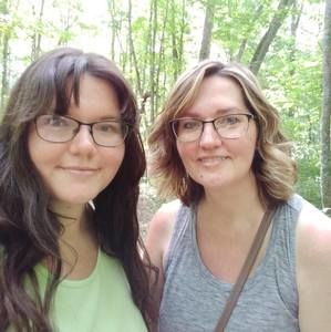 Meet your Posher, Desirae